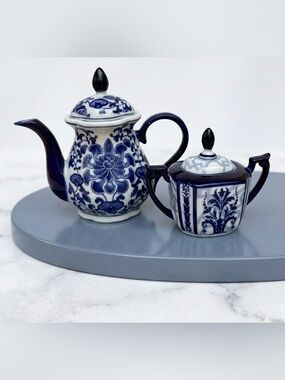 Vintage Bombay Company Blue & White Porcelain Teapot & Covered Sugar Bowl Set